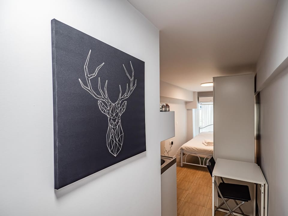 Bed, Photo of the whole room, Decorative detail, Bedroom, wardrobe