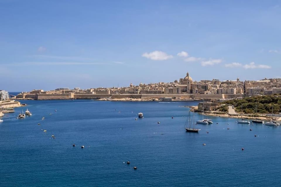 City view, Landmark view, Sea view