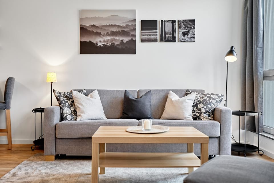 Living room, Seating area