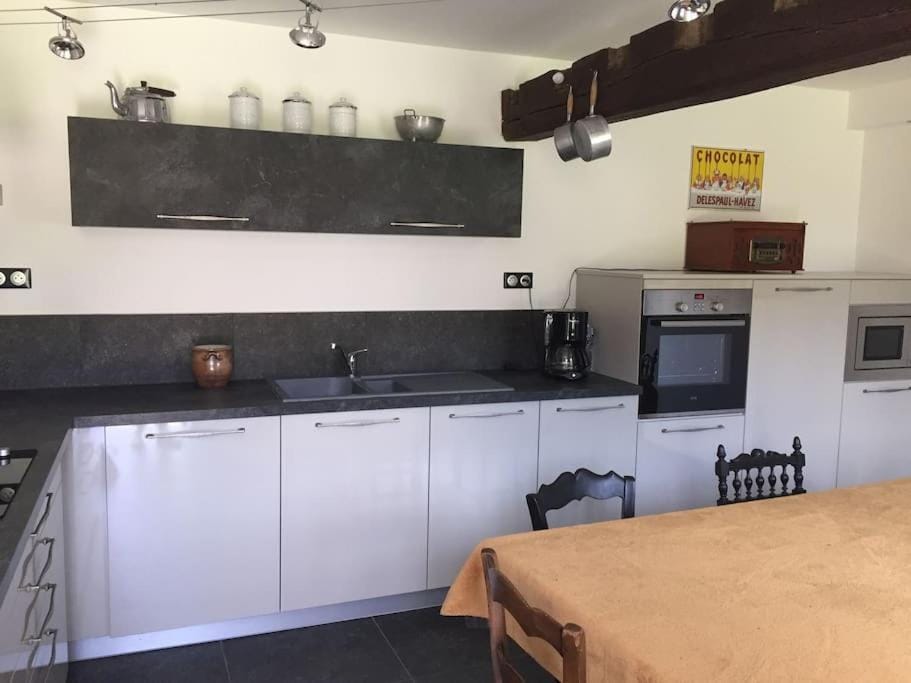 Kitchen or kitchenette, minibar, pet friendly