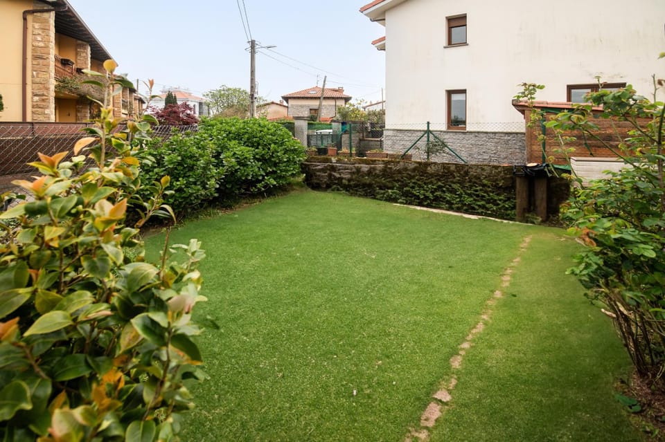 BBQ facilities, Garden