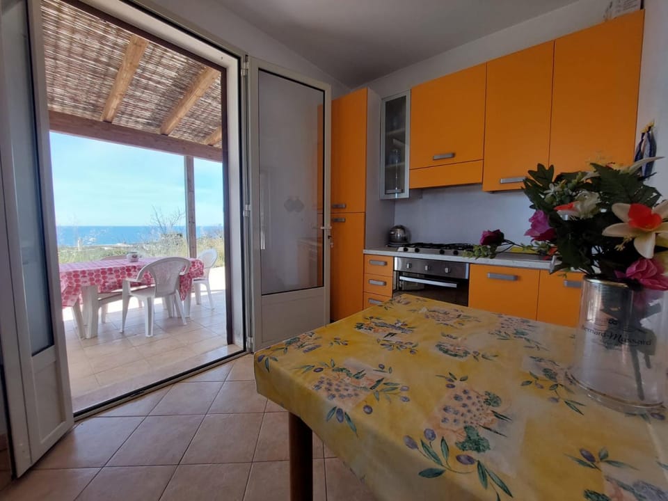 Villetta indipendente con bellissima vista mare House in Apulia