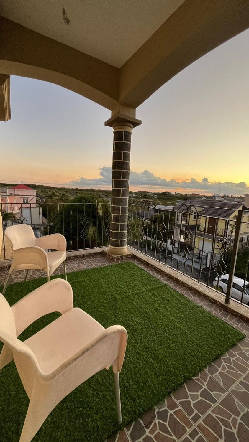 Natural landscape, View (from property/room), Balcony/Terrace, Seating area