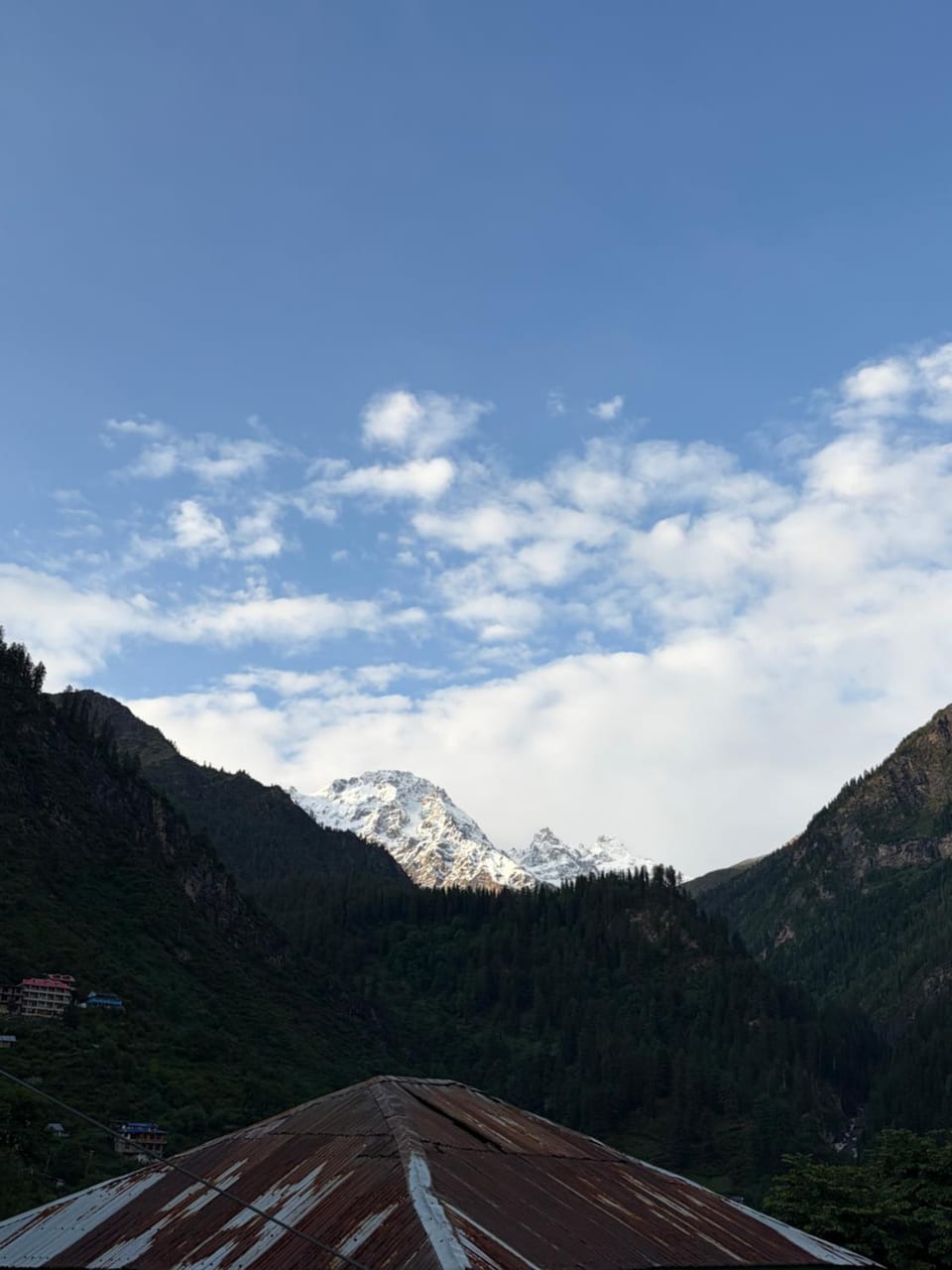 Sunset Inn tosh Hotel in Himachal Pradesh