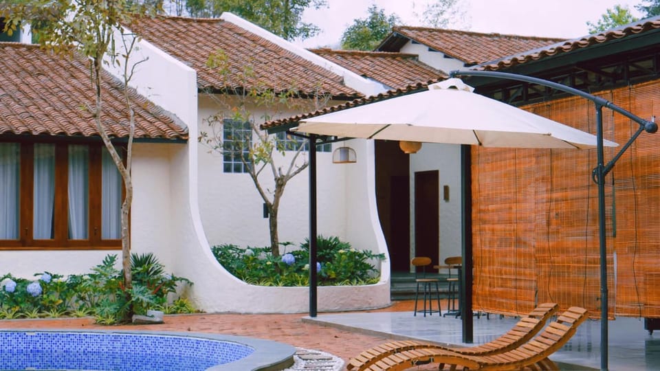 Bản Nhỏ - Little Village Nature lodge in Vietnam