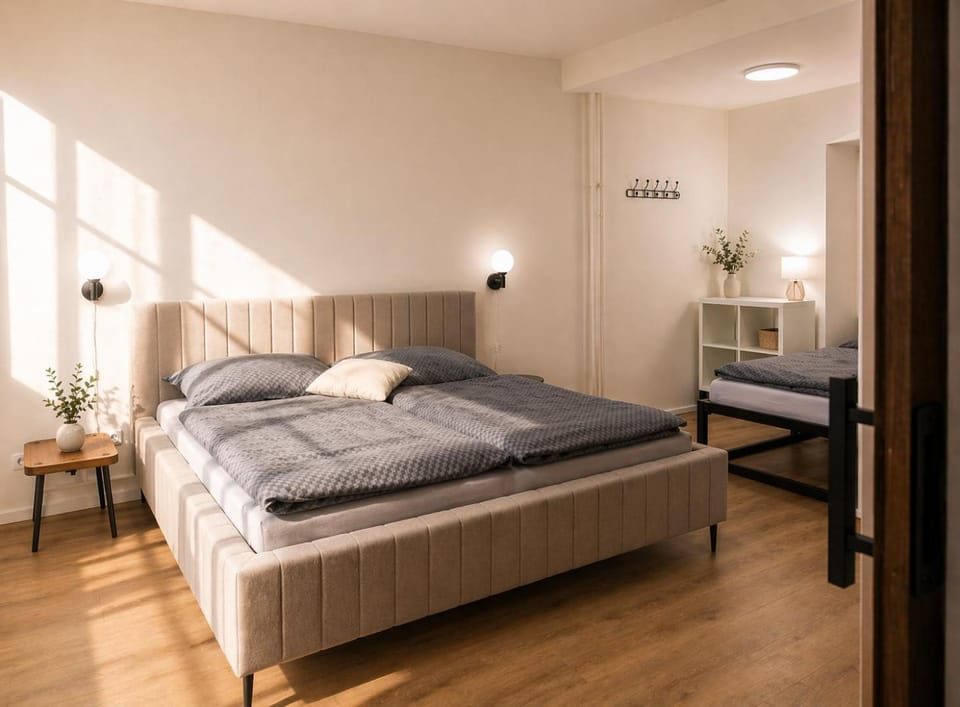 Bed, Bedroom