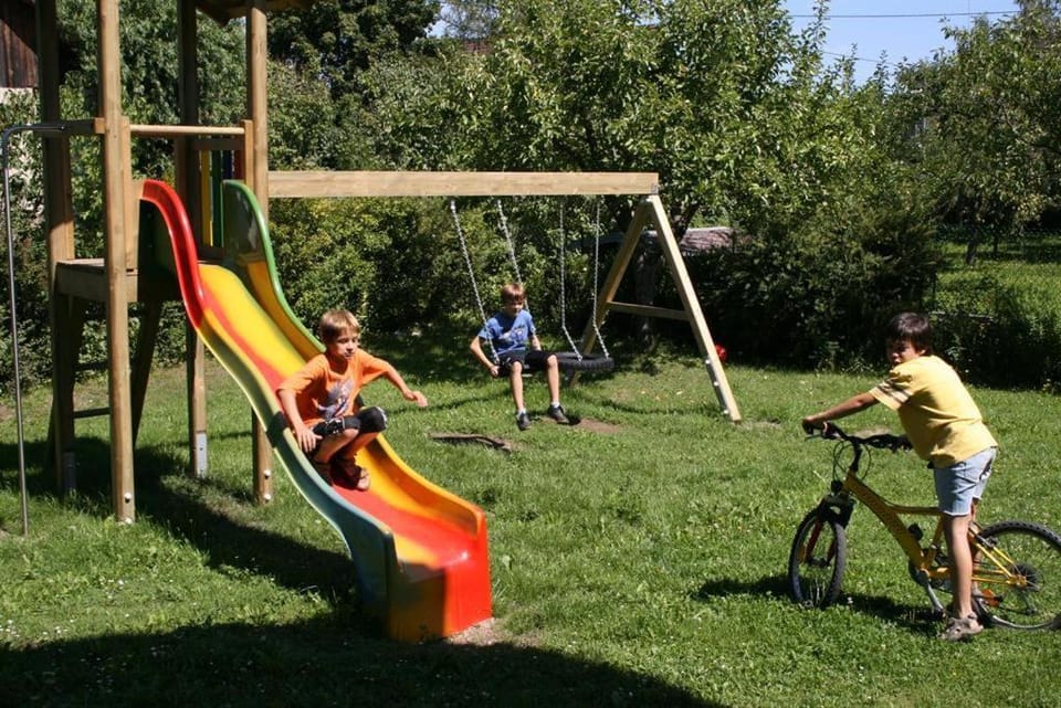 Bauernhof-Pension Puschnikhof Farm Stay in Carinthia, Austria