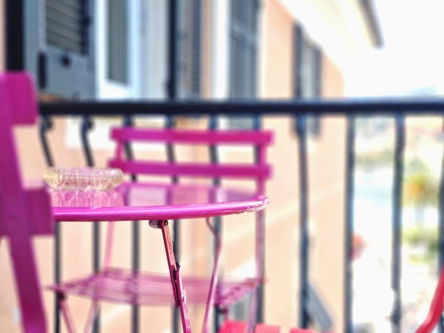 [Best View] Balcony on the Sea Apartment in Rapallo