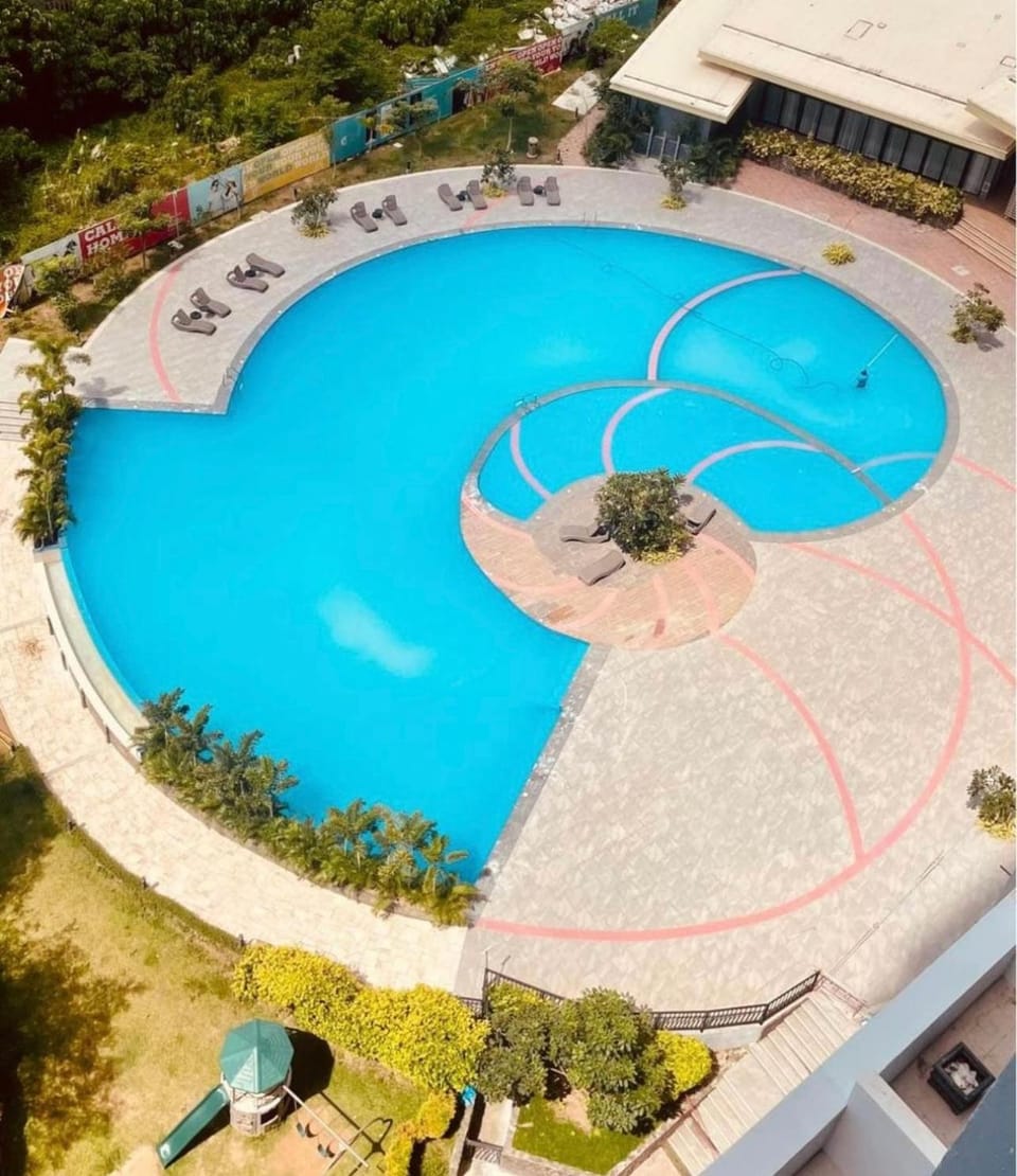 Bird's eye view, Pool view, Swimming pool