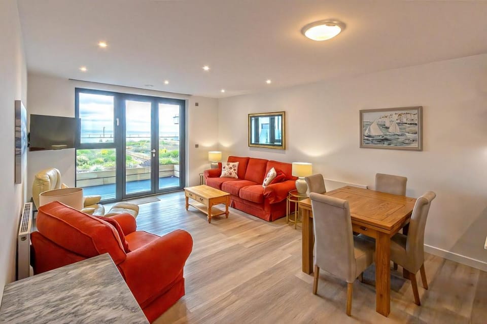 SoHot Stays Sail Apt Sea Views Ground Floor Free Parking Apartment in Ramsgate
