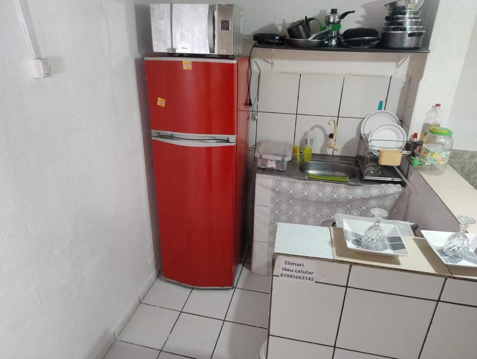 microwave, minibar, oven, stove