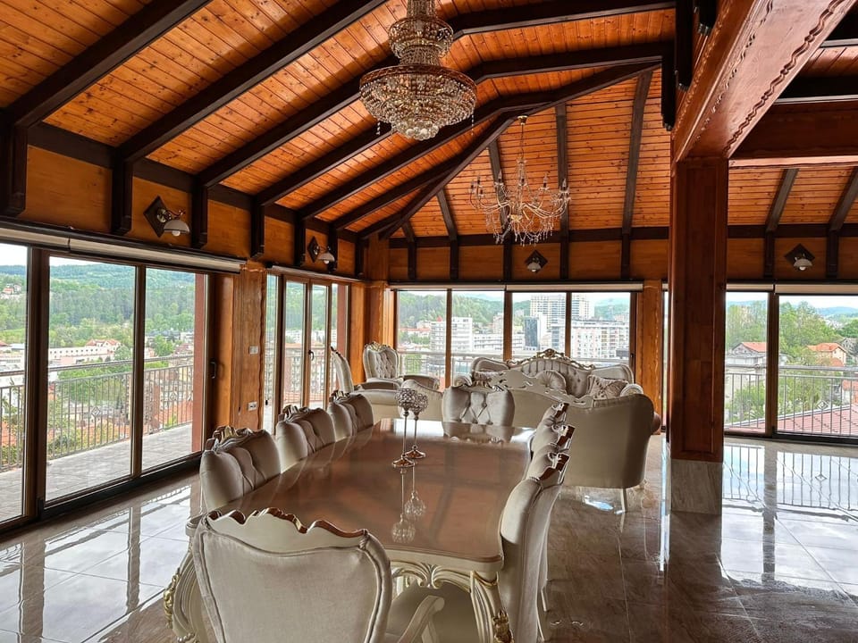 View (from property/room), Balcony/Terrace, Living room, Seating area, Dining area