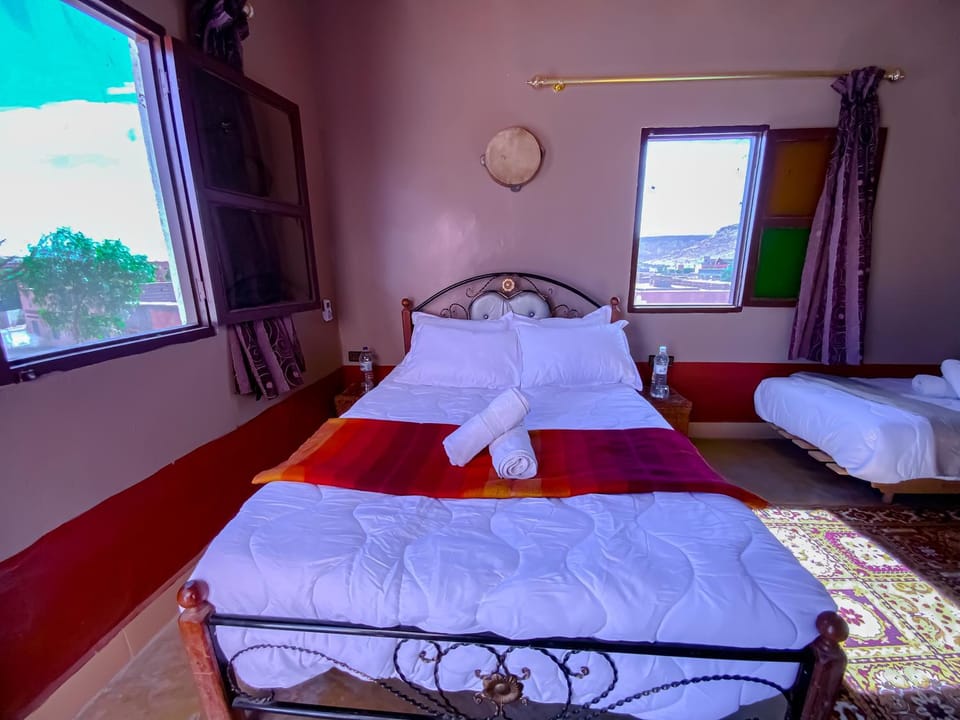 Photo of the whole room, Bedroom, Garden view, Mountain view, internet, air conditioner