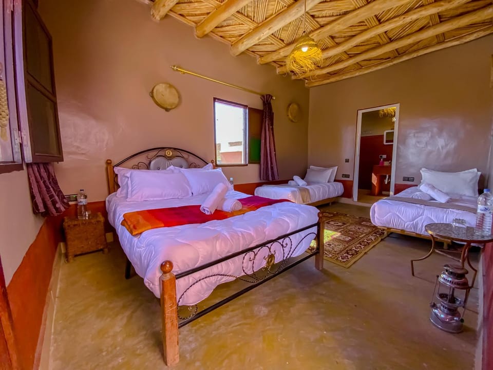Bed, Bedroom, air conditioner