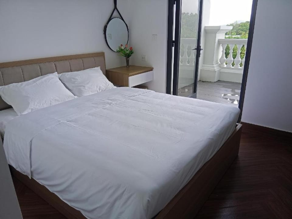 Property building, Photo of the whole room, Bedroom