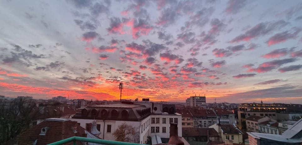 Balcony/Terrace, City view, Sunset