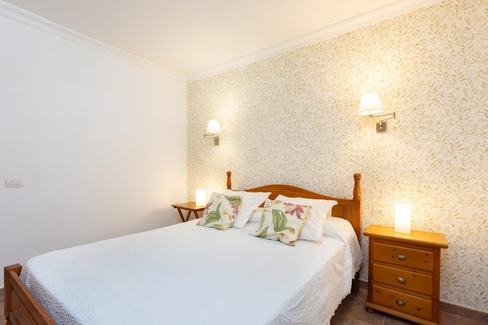 Home2Book Cozy Apt Pool & Tenis Court, El Porís Apartment in Abona