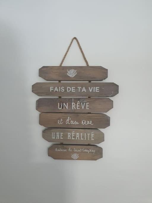 Sully sur Loire : appartement centre ville Apartment in Centre-Val de Loire