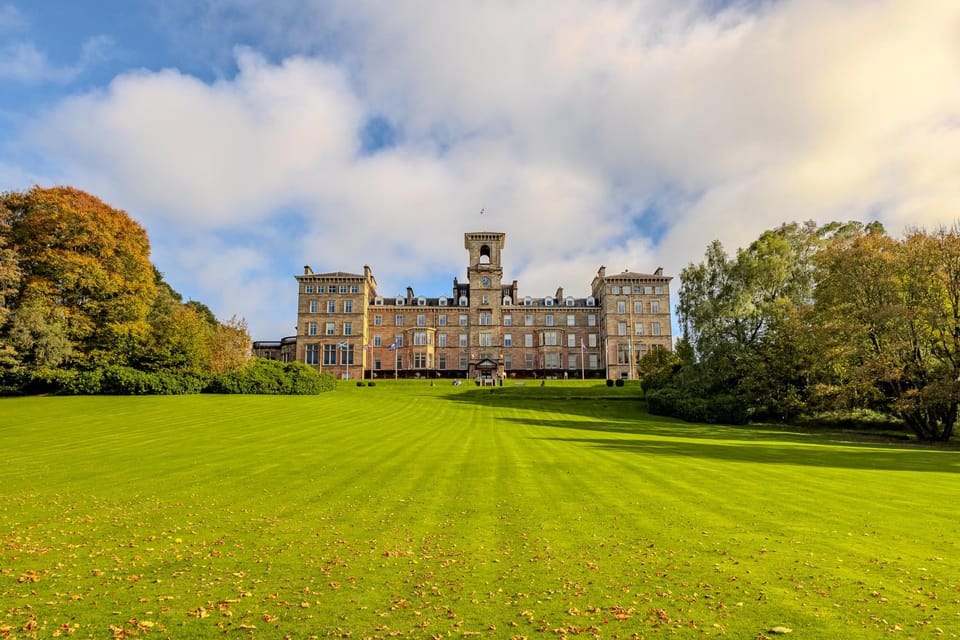 Property building, Day, Natural landscape, Garden