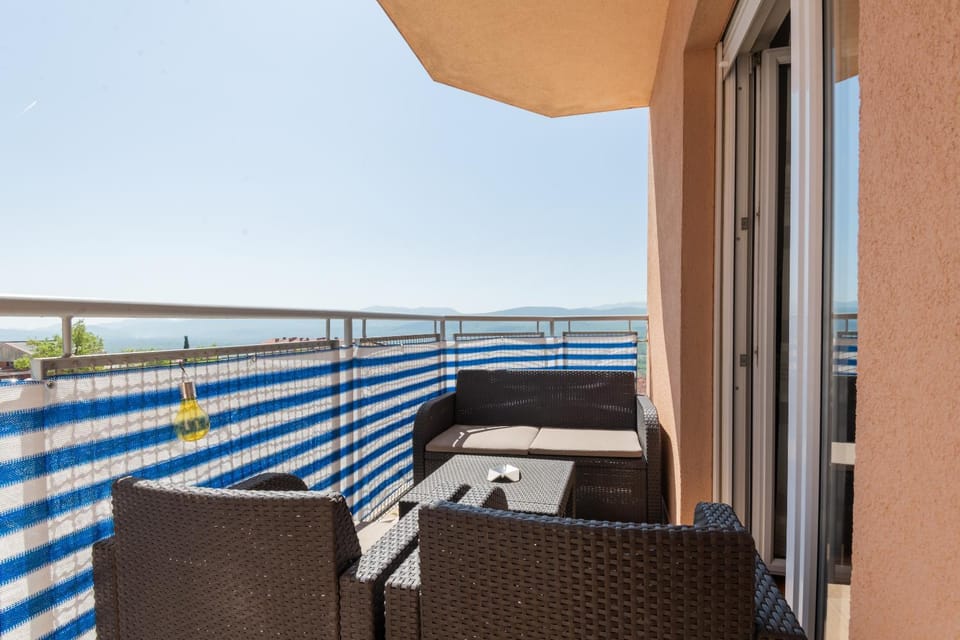 Natural landscape, View (from property/room), Balcony/Terrace, Balcony/Terrace