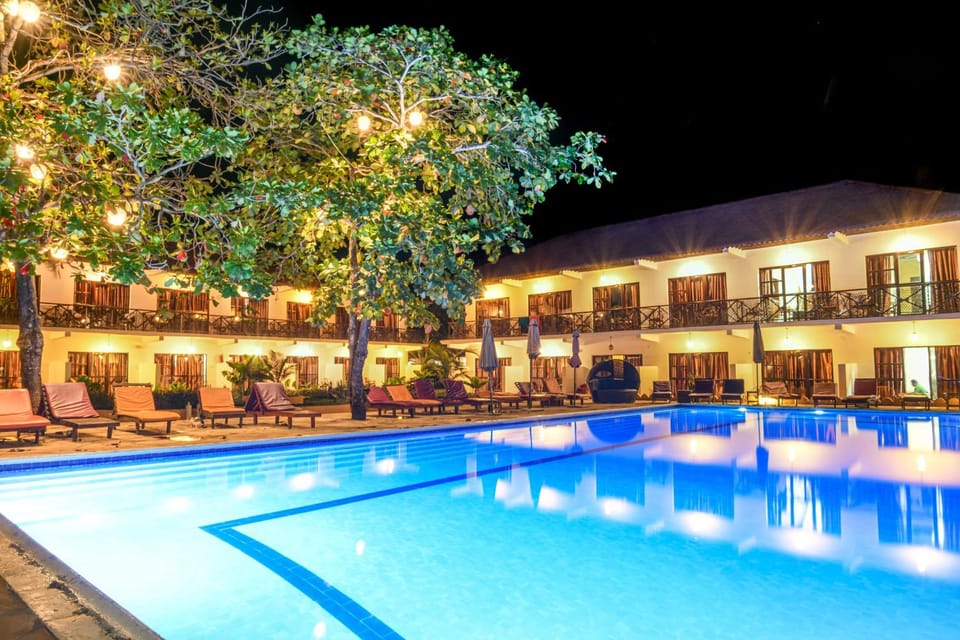 Property building, Swimming pool