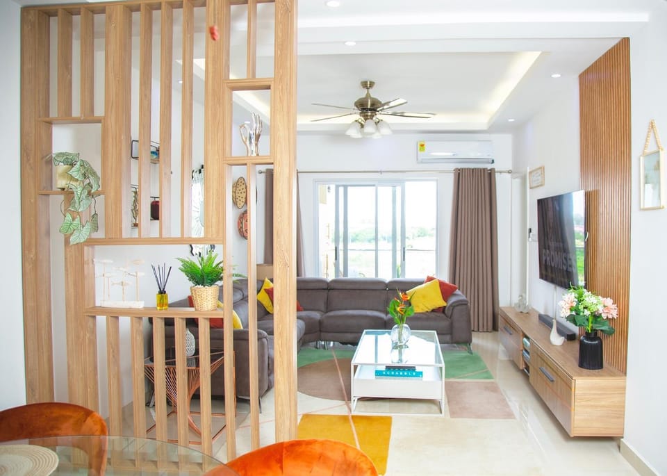 Living room, Seating area