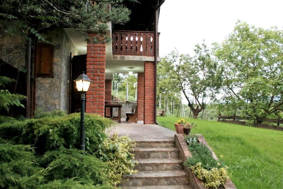 Property building, Balcony/Terrace