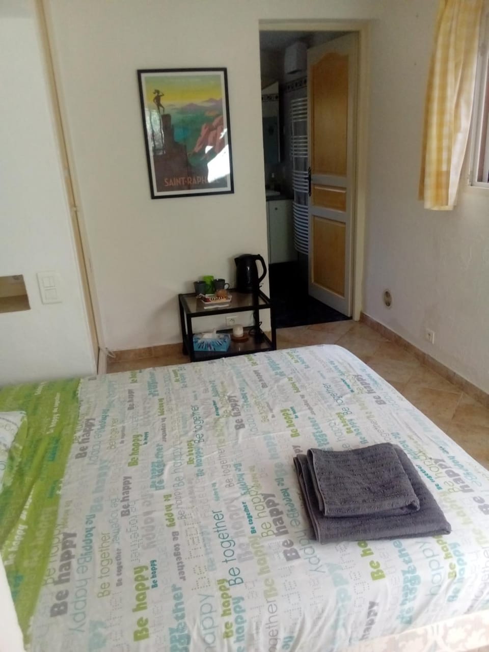 chambre indépendante avec salle de bains privative Vacation rental in Grasse