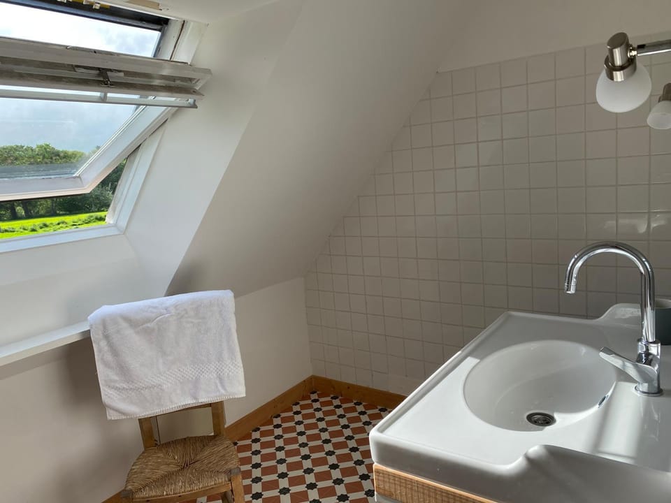 Maison authentique mer et campagne - en 2 parties pour 6 pers ou 12 pers House in Lannion