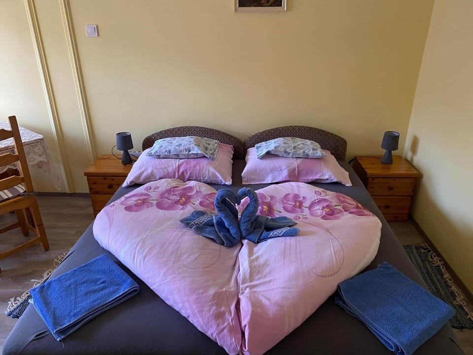Aranypatak Apartmanház Hévíz Apartment in Hévíz