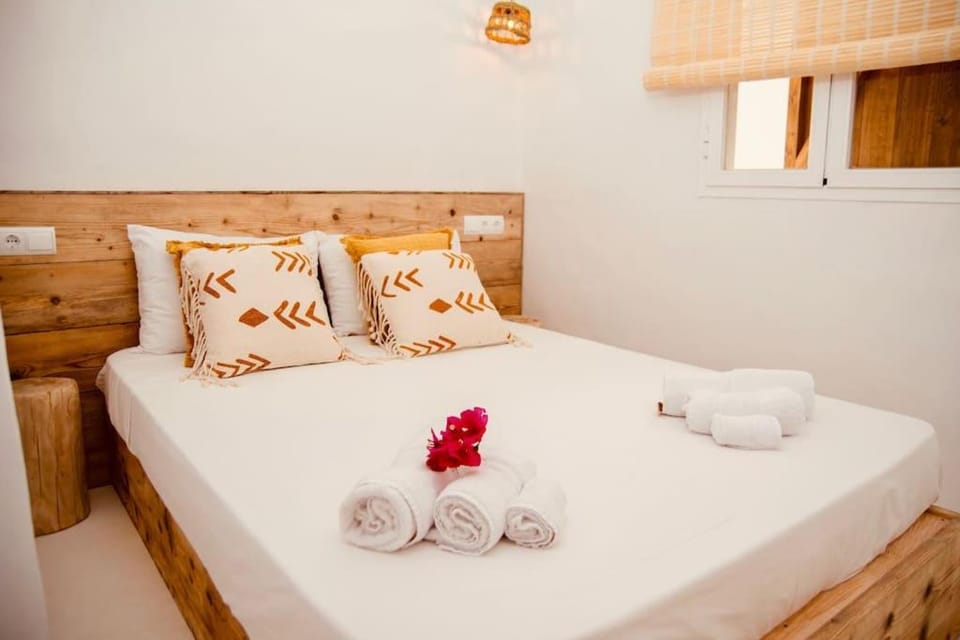Can Roca - Modern & Stylish Villa House in Formentera