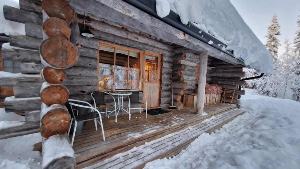 Property building, Patio, Day, Winter
