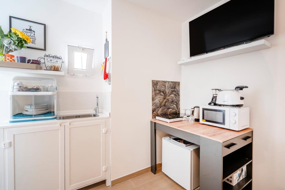 TV and multimedia, Kitchen or kitchenette