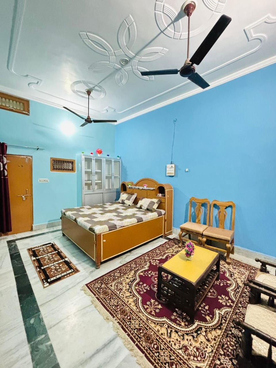 Living room, Bedroom