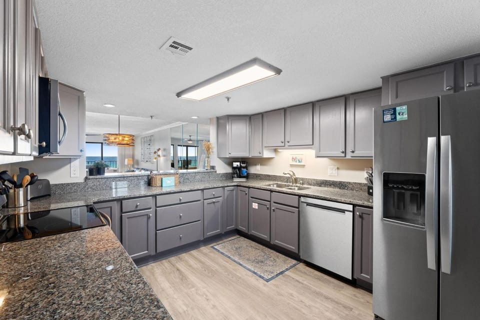 Surf Dweller 410 - Seaside Summit House in Okaloosa Island