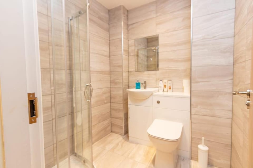 Boutique 1BR Apartment in the heart of Preston Apartment in Preston