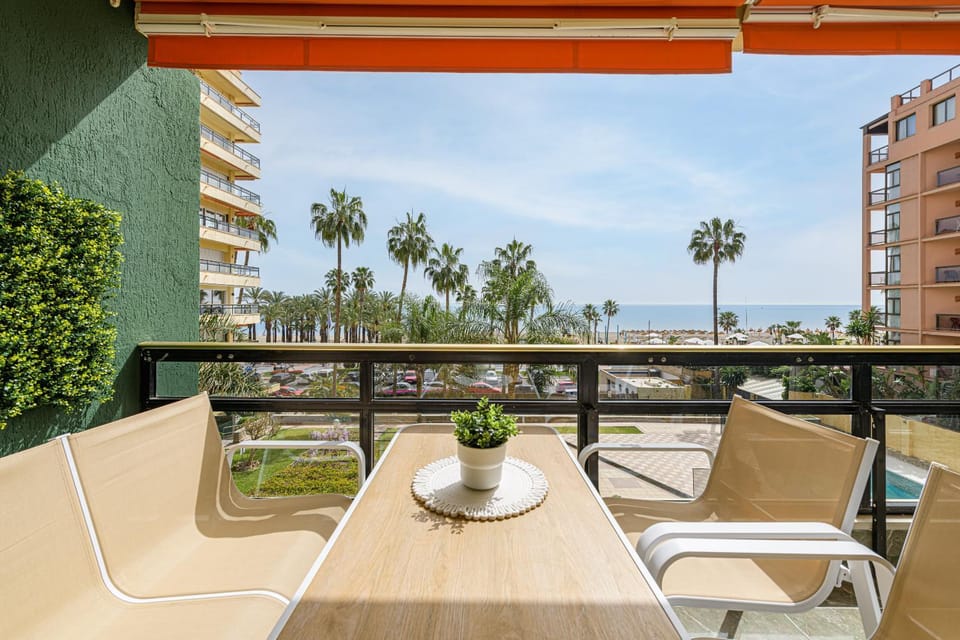 View (from property/room), Balcony/Terrace, Sea view