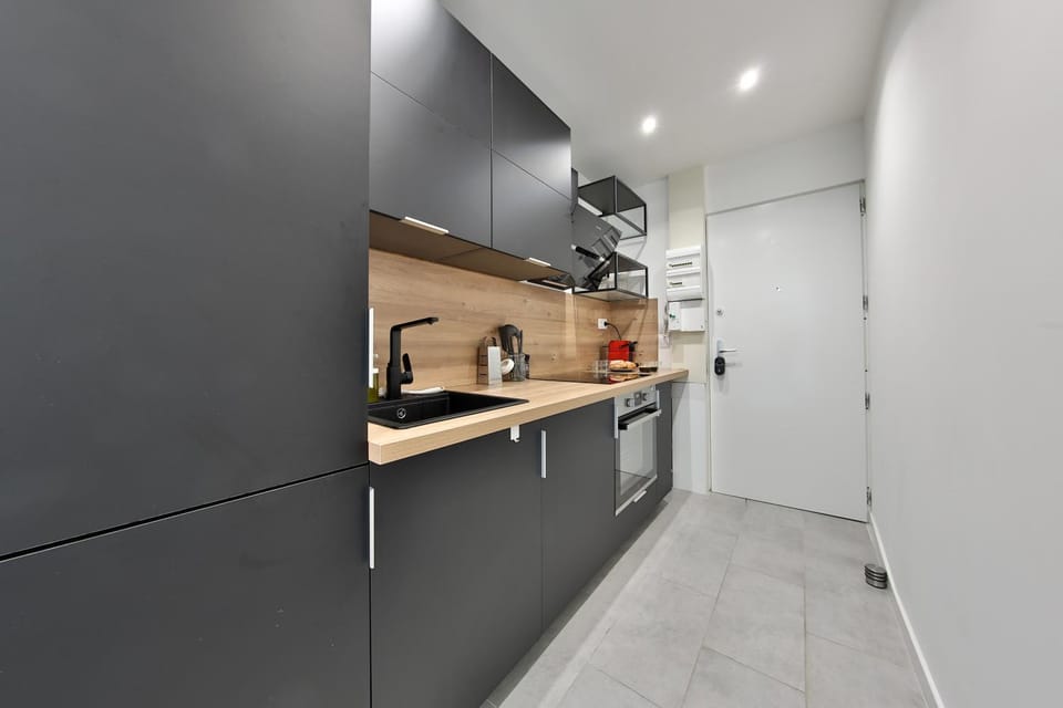 Kitchen or kitchenette, minibar, pet friendly, stove