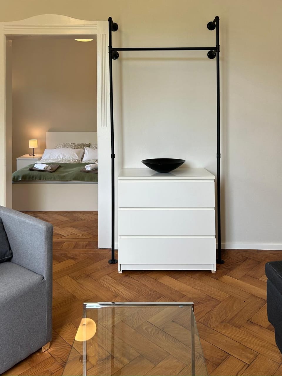 Bed, Living room, Photo of the whole room, Bedroom, wardrobe