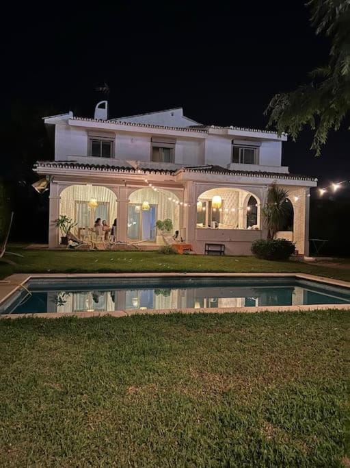 Villa de lujo en playamar Villa in Torremolinos