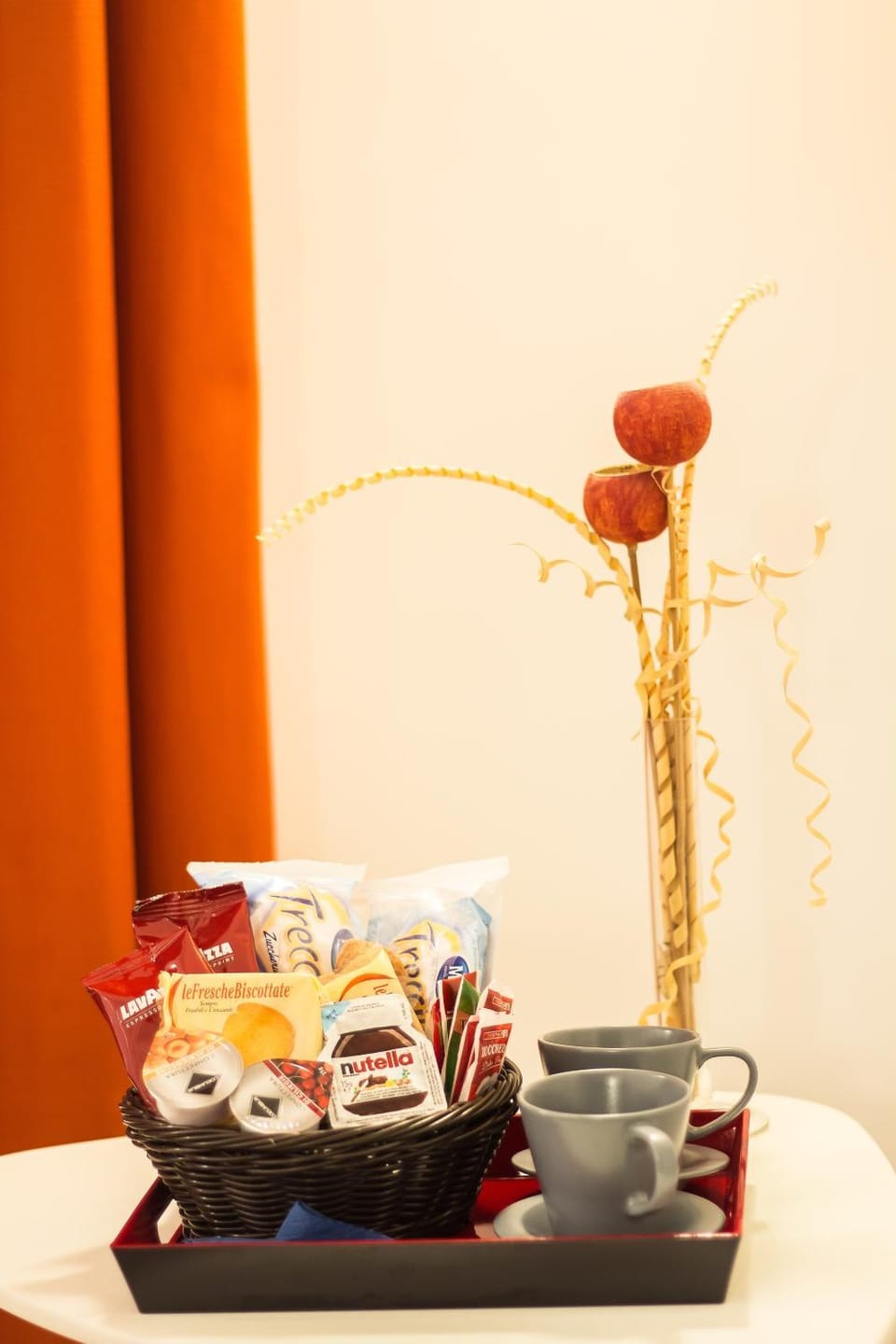 Decorative detail, Bedroom, Food