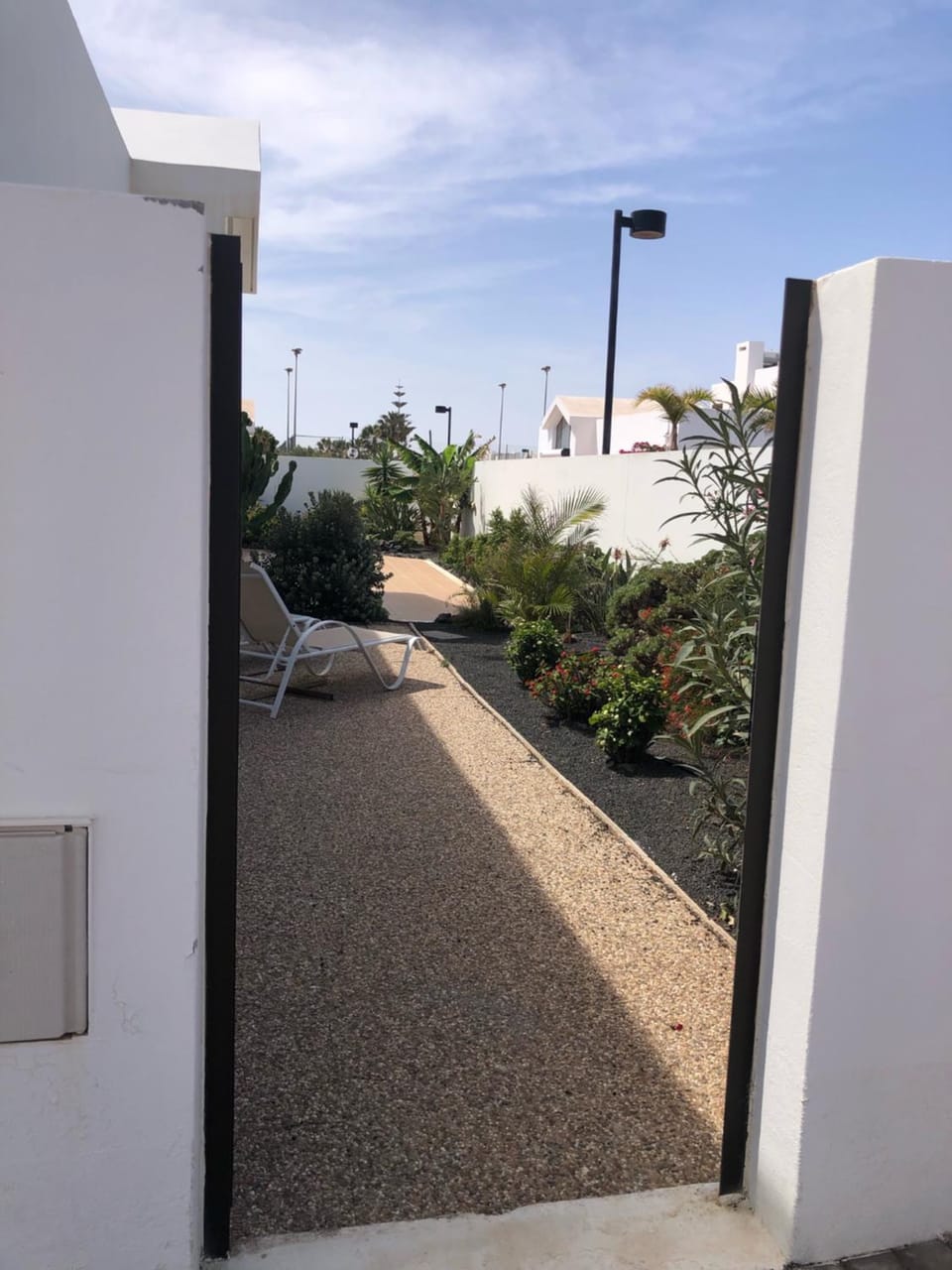 Day, Garden view
