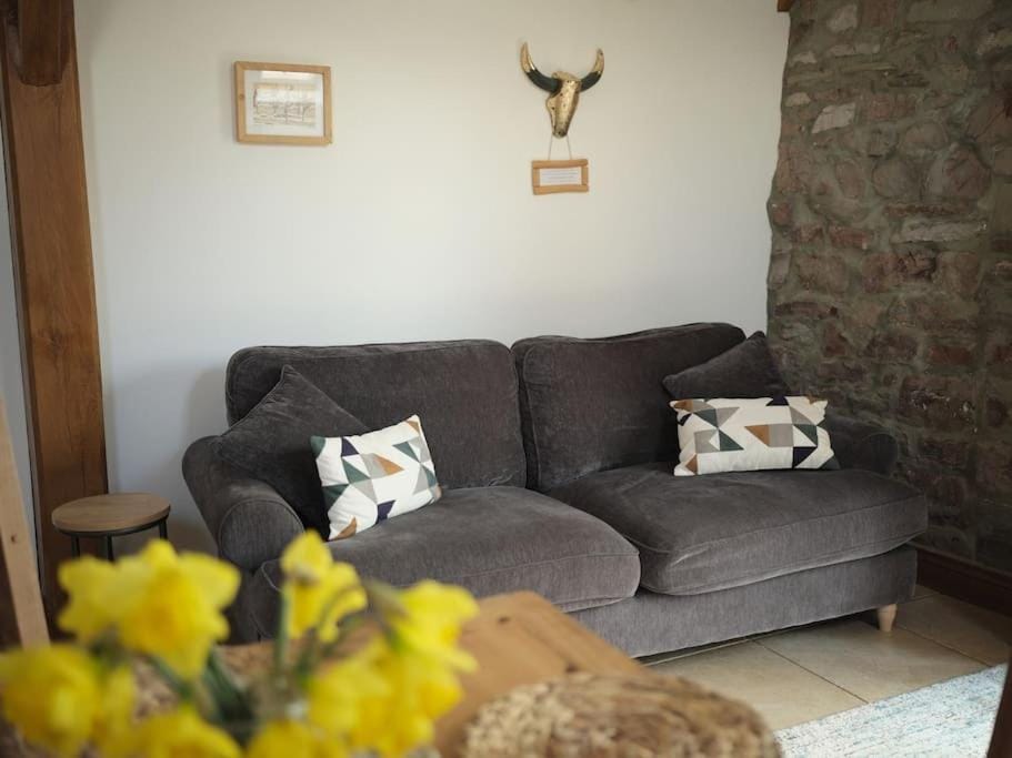 Noxon Pond Cottage House in Forest of Dean