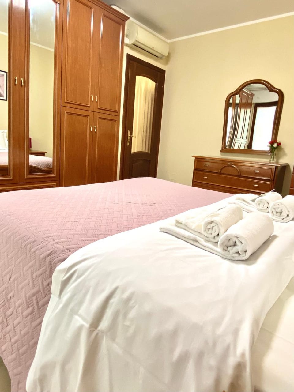 Bed, Photo of the whole room, Bedroom, towels, wardrobe