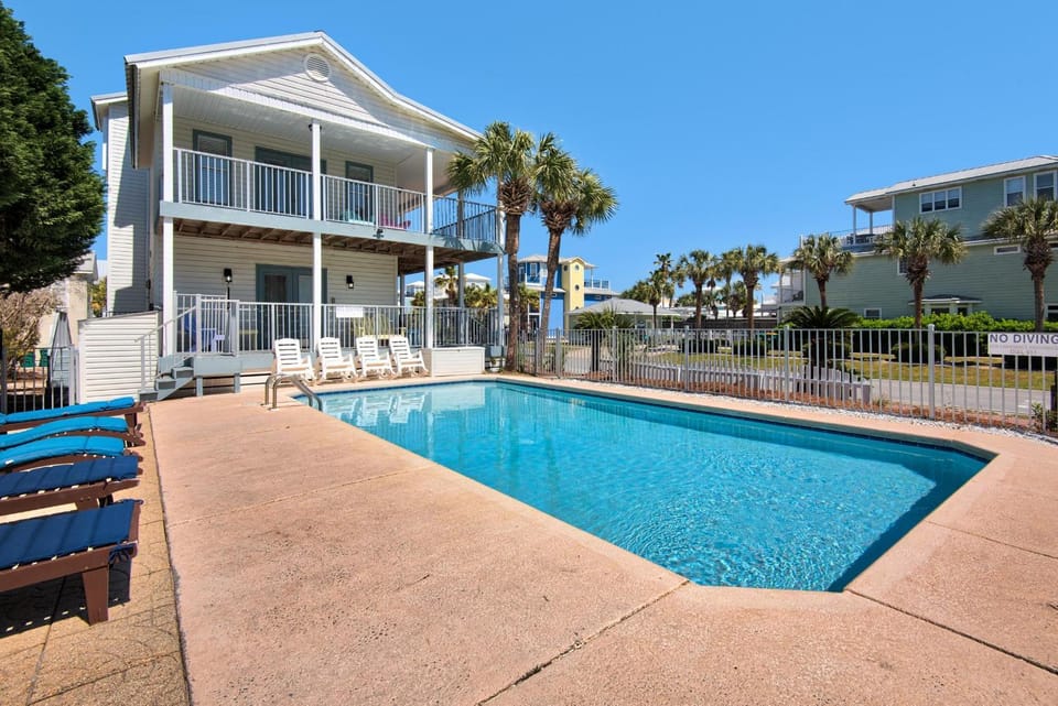 Family DESTINation House in Destin
