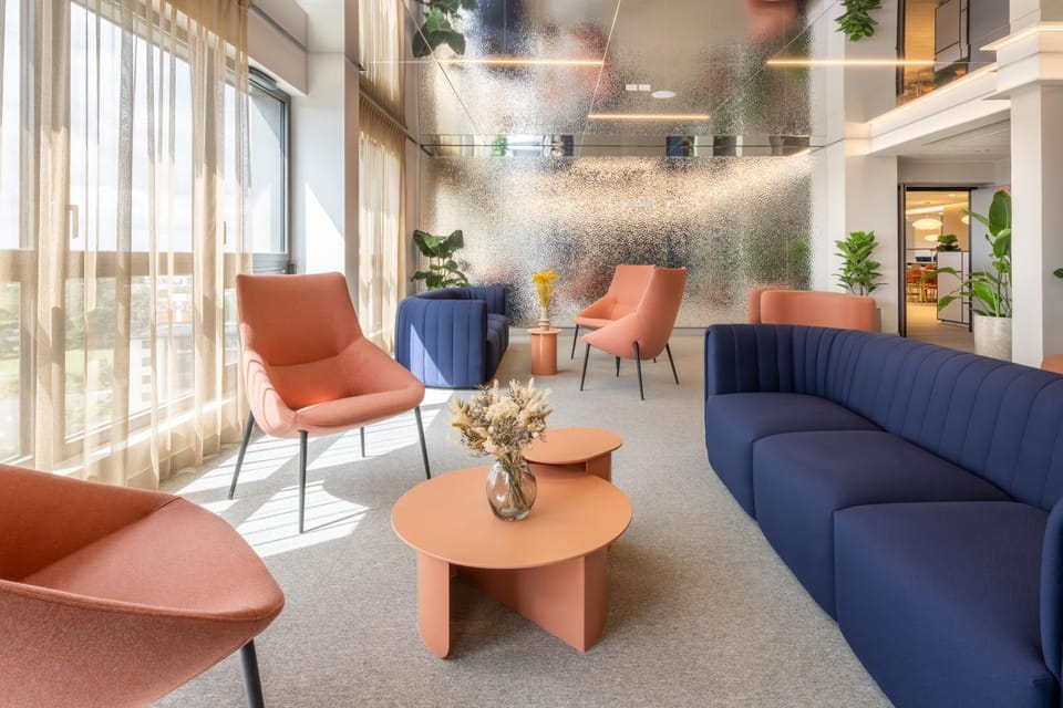 Living room, Lobby or reception, Internal: Not applicable to any particular room