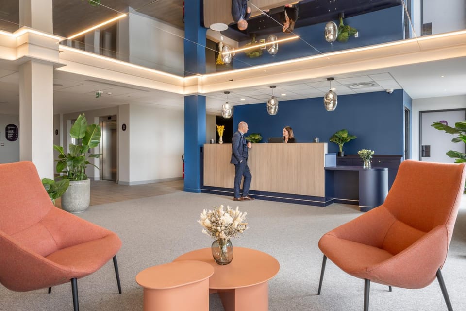 Lobby or reception, Internal: Not applicable to any particular room