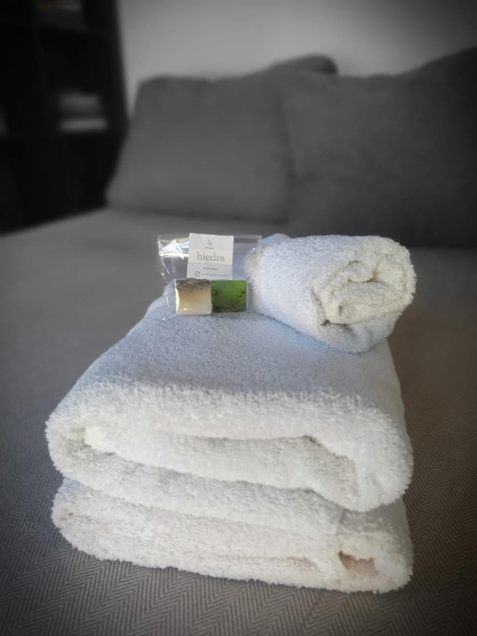 Bedroom, towels