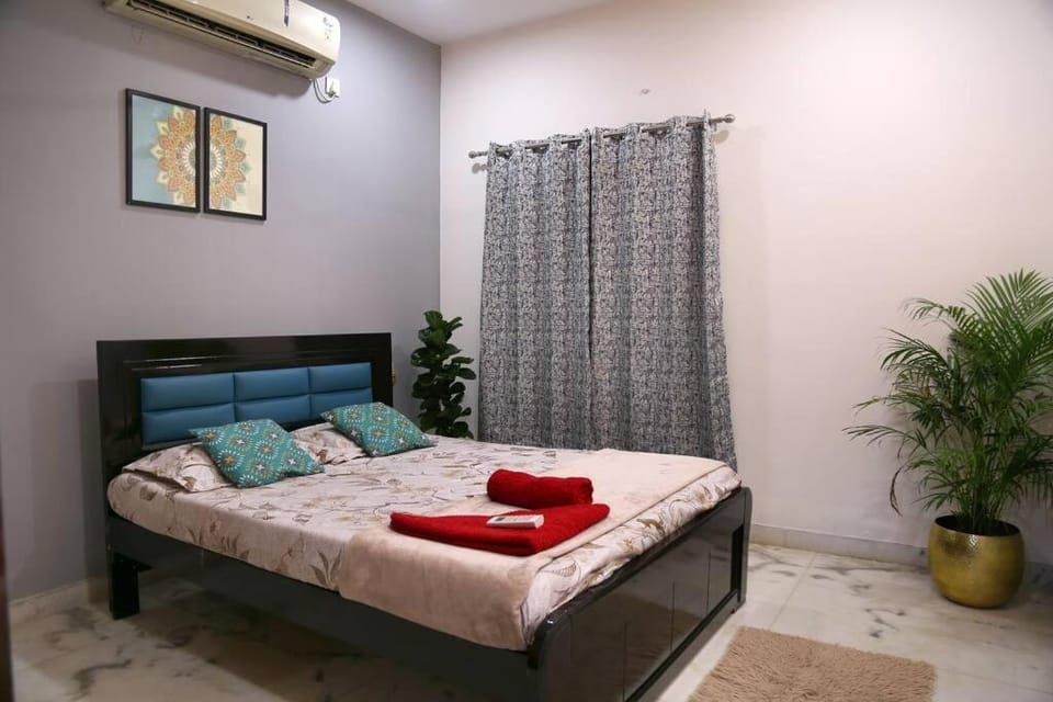 Bed, Bedroom, air conditioner