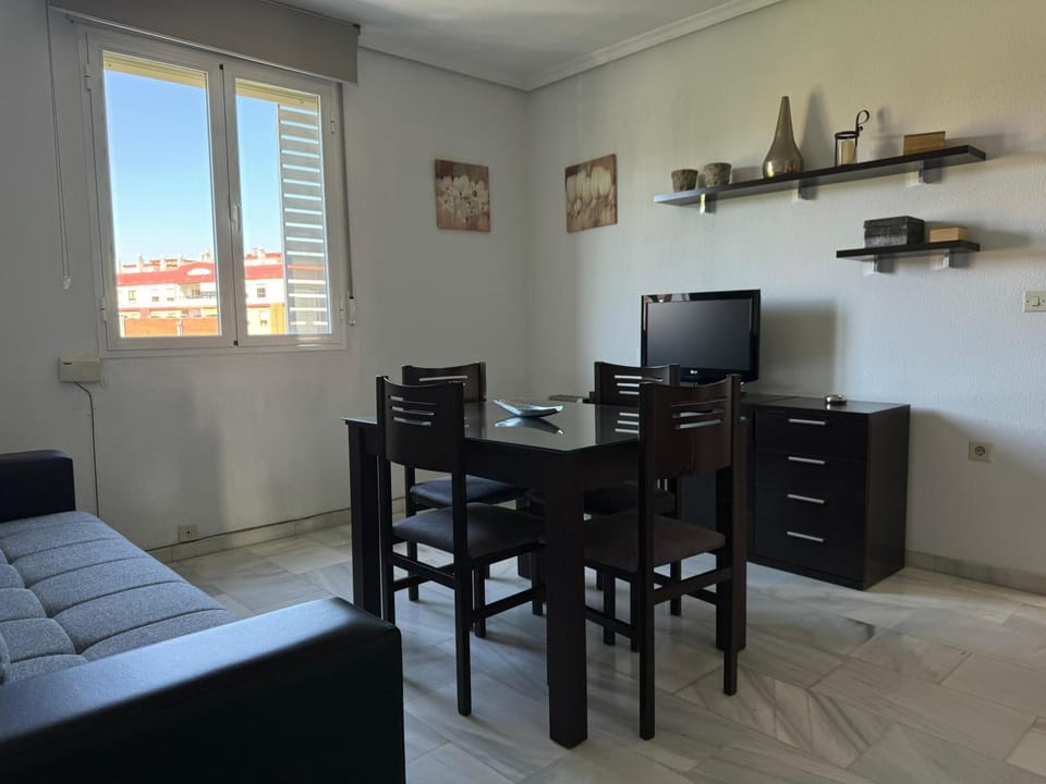 Communal lounge/ TV room, TV and multimedia, Evening entertainment